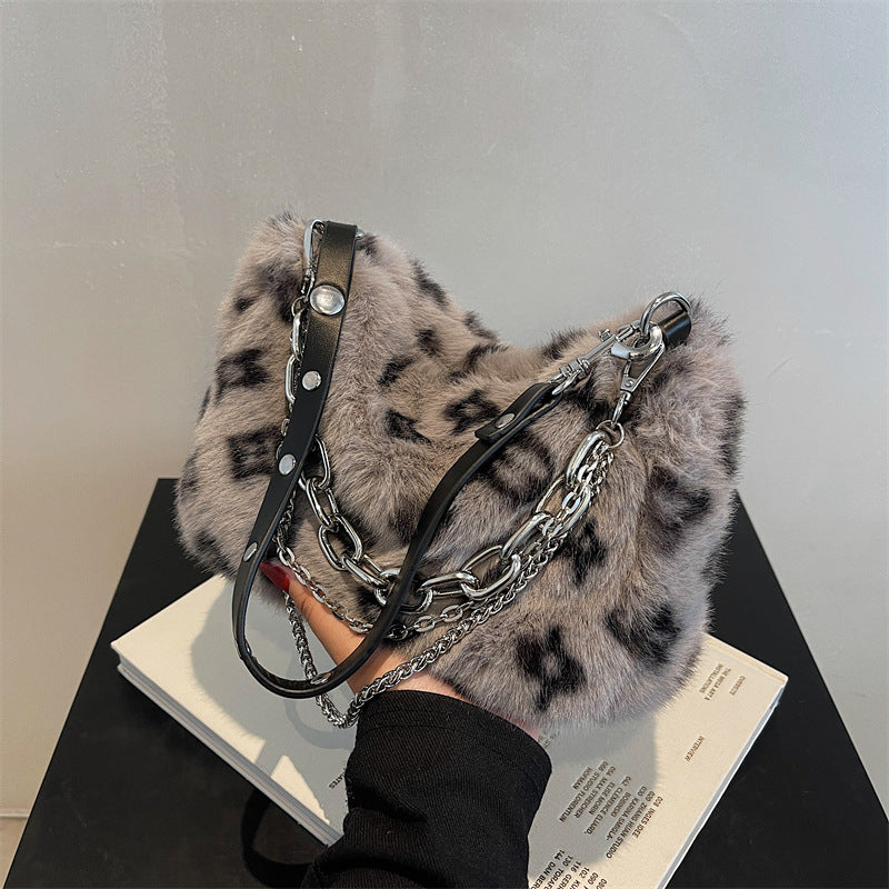 cddfb7d884f3990ba98617845fd5cdde